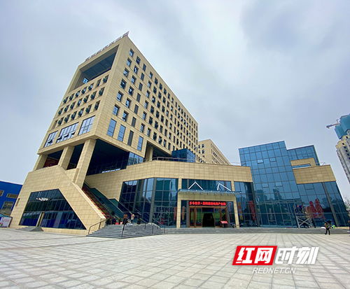 衡阳市创新创业中心招聘,衡阳市创新创业中心绿化,衡阳市创新创业中心园林景观