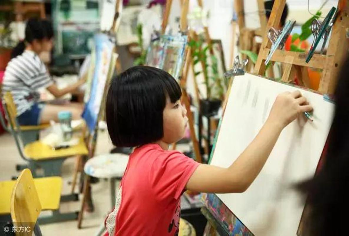 女孩学什么兴趣班比较好