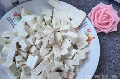 怎么炒魔芋豆腐好吃,怎么炒魔芋豆腐好吃窍门图4