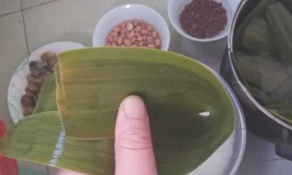 蜜枣粽子的做法，蜜枣粽子的做法和包法？图6