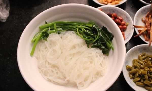 螺蛳粉配菜都可以加哪些,螺蛳粉里可以放什么配菜图14