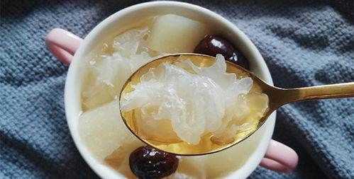 银耳含胶原蛋白,银耳含有胶原蛋白多吗图3
