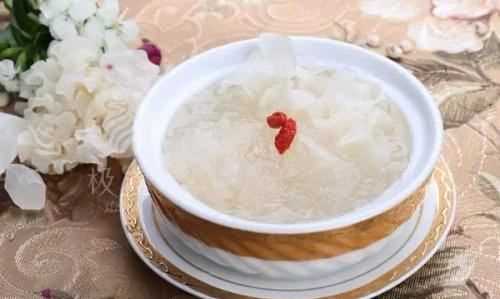 银耳含胶原蛋白,银耳含有胶原蛋白多吗图4