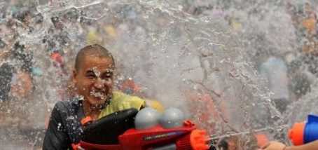 泼水节是哪个民族,泼水节是哪个民族的图1