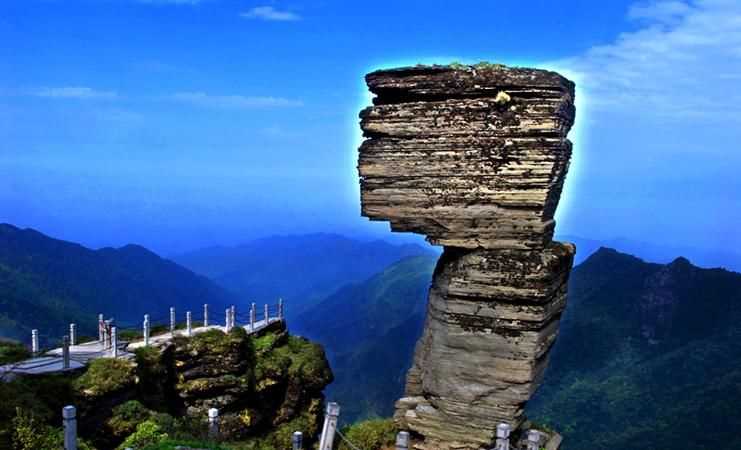 梵净山属于安顺哪个区