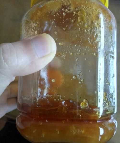 蜂蜜放在冰箱冷藏室不结晶是真蜂蜜吗