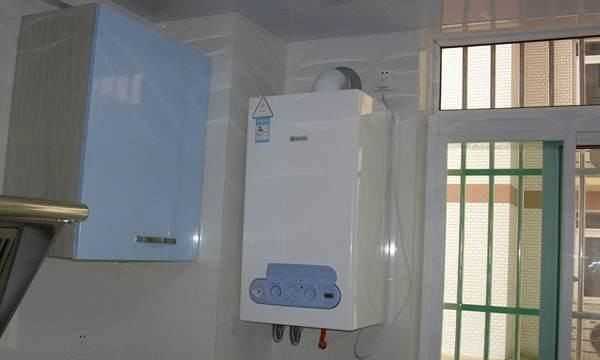 天然气壁挂炉结冰怎么办,壁挂炉在水压不够的情况下冻住了怎么办没法启动图4