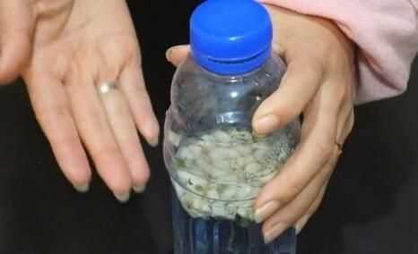 蒜头发芽了还能吃吗，蒜米生芽了还能吃吗？图3