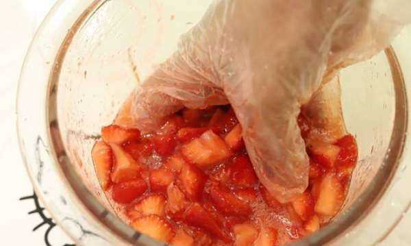 做草莓酱可以放白醋,怎么制作草莓酱?图5