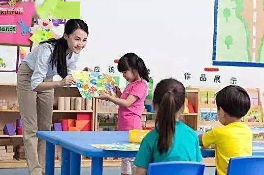 幼儿园安全教育知识手抄报内容有哪些内容
