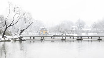 烟雨唱扬州的典故