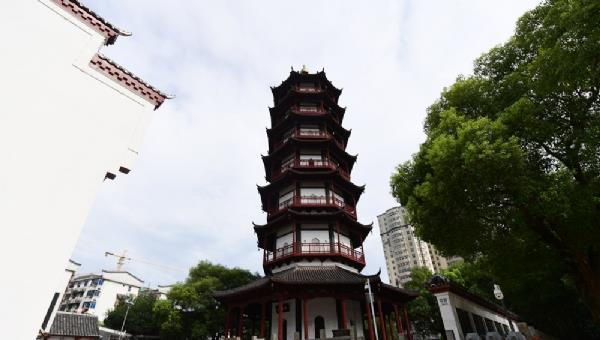 绳金塔