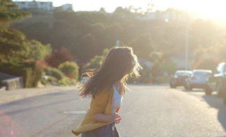 关于坚持的正能量句子,正能量优秀句子,正能量满满的励志句子