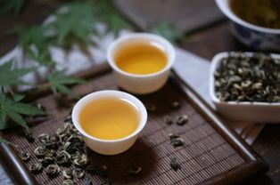 关于下午喝茶的诗句