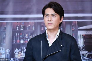 关于顶天立地真男儿的诗句