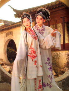 关于戏曲的诗句悲情的