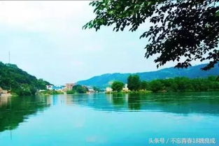 关于峰峦叠翠的诗句