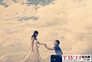 关于爱情自己的诗句经典