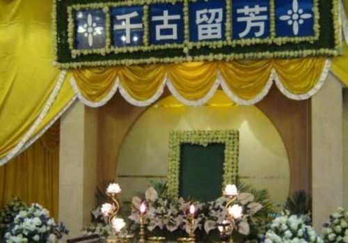 关于长辈过世的诗句