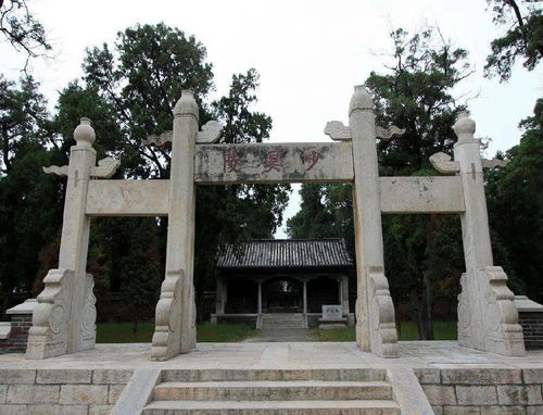 关于少昊陵的诗句