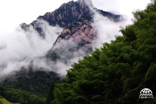 关于山水雨雾的诗句