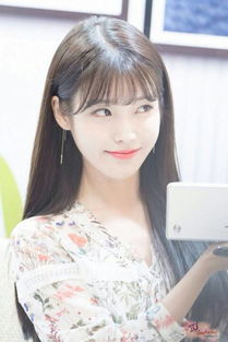 形容少女漂亮的古诗句