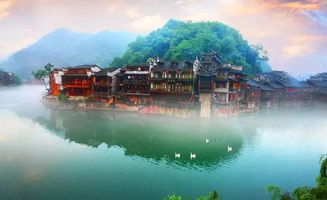 高一凤凰古城作文800字(凤凰古城游记作文)