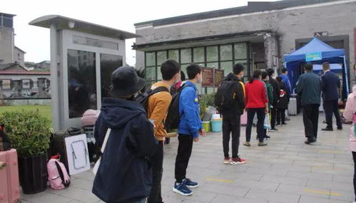 美丽的校园作文李庄中学