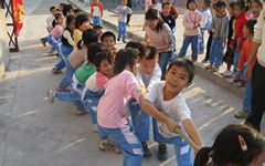 校园欢乐多的作文200字