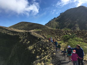 巴厘岛爬活火山的注意事项