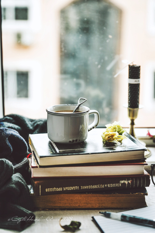 微信说说心情句子大全  过去的一页不要再翻，翻落的灰尘会迷了眼